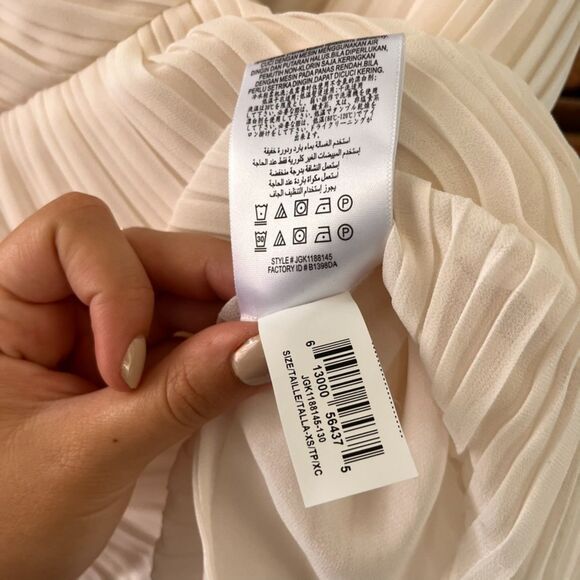 BCBG MAX AZRIA Asymmetrical Pleated Faux Wrap Top Size XS - Picture 5 of 6